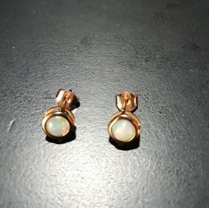 Natural Round Opal Studs c5